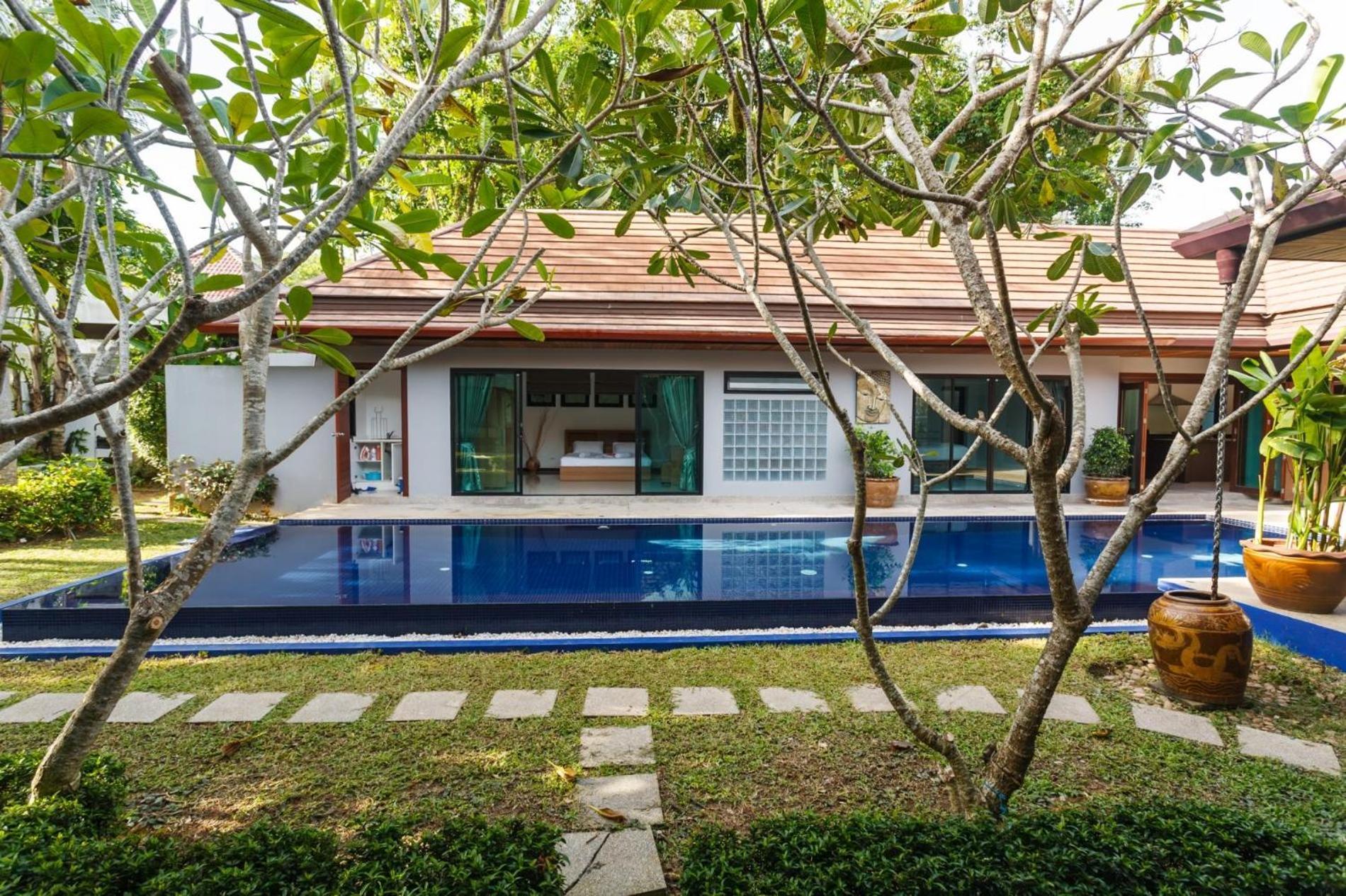 Frangipani Pool Villa - Garden, Bbq & Maid Nai Harn Dış mekan fotoğraf